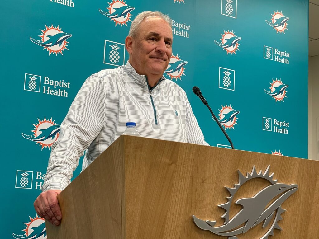 Dolphins DC Vic Fangio explains confusing decision to not have
