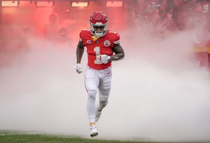 Jerick McKinnon Fantasy Outlook: A Declining Role for the Kansas City Chiefs'  Aging RB?