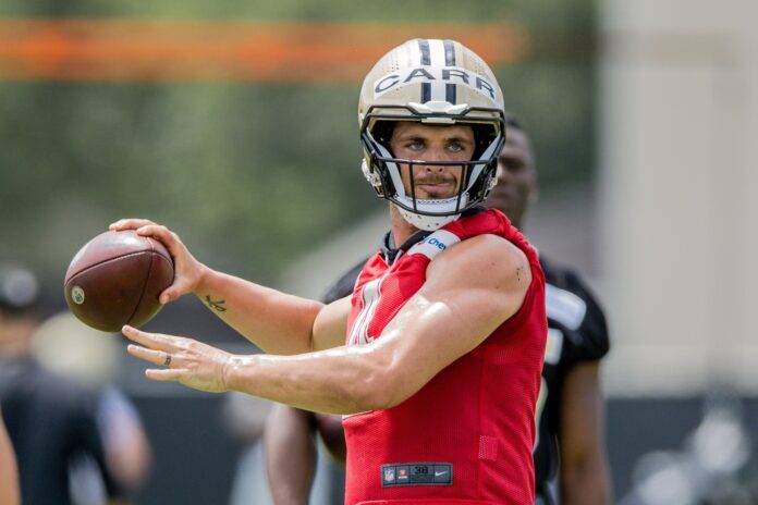 Titans vs. Saints spread, line, picks: Expert predictions for Derek Carr's  New Orleans debut - The Athletic