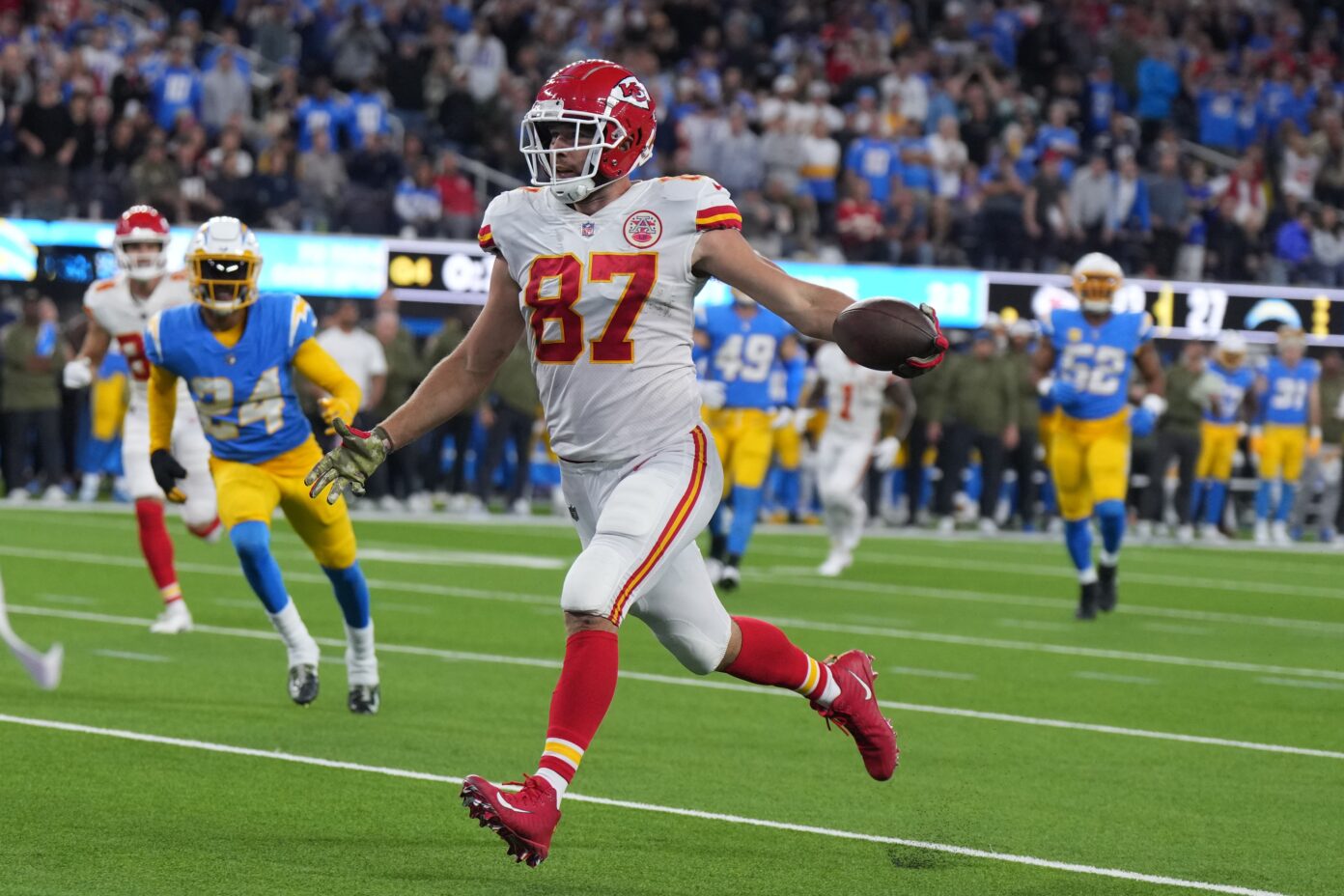 Travis Kelce Fantasy Outlook Is This the Year Regression Hits?