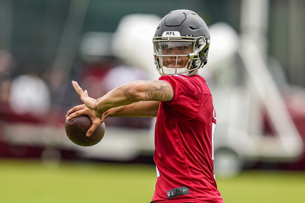 Marcus Mariota has sizable lead in Falcons' QB competition