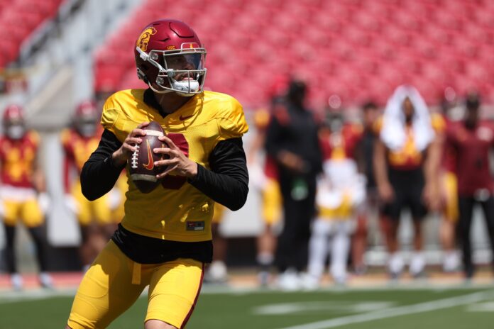 USC Trojans QB Caleb Williams (13) drops back to pass during the team's Spring Game.