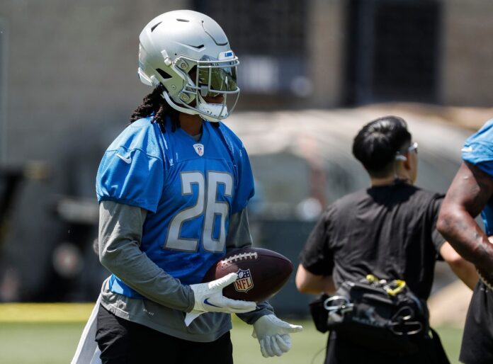 Is D'Andre Swift SALTY the Detroit Lions TRADED him? 