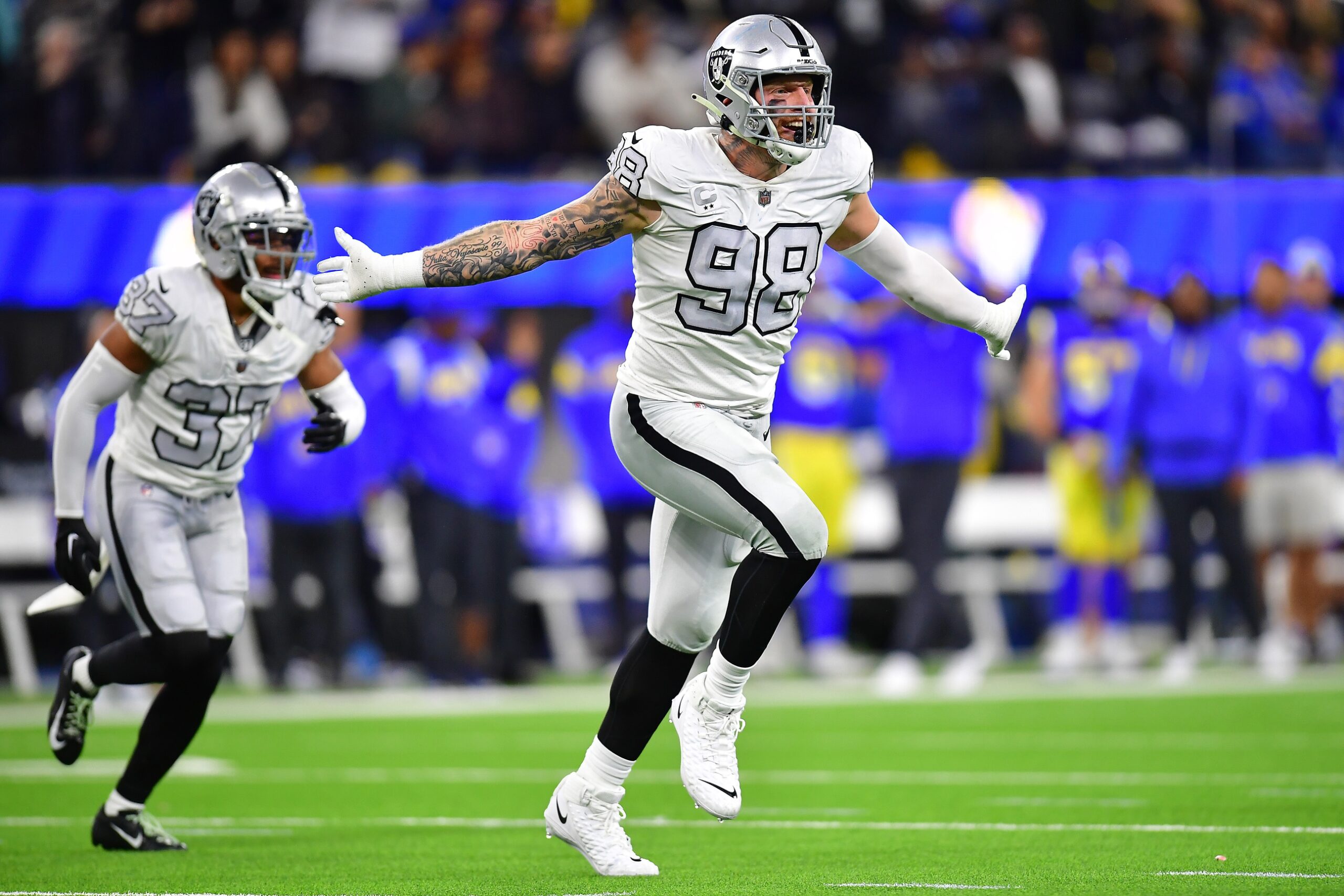 NFL Predictions: Analyzing the Las Vegas Raiders' Best and Worst