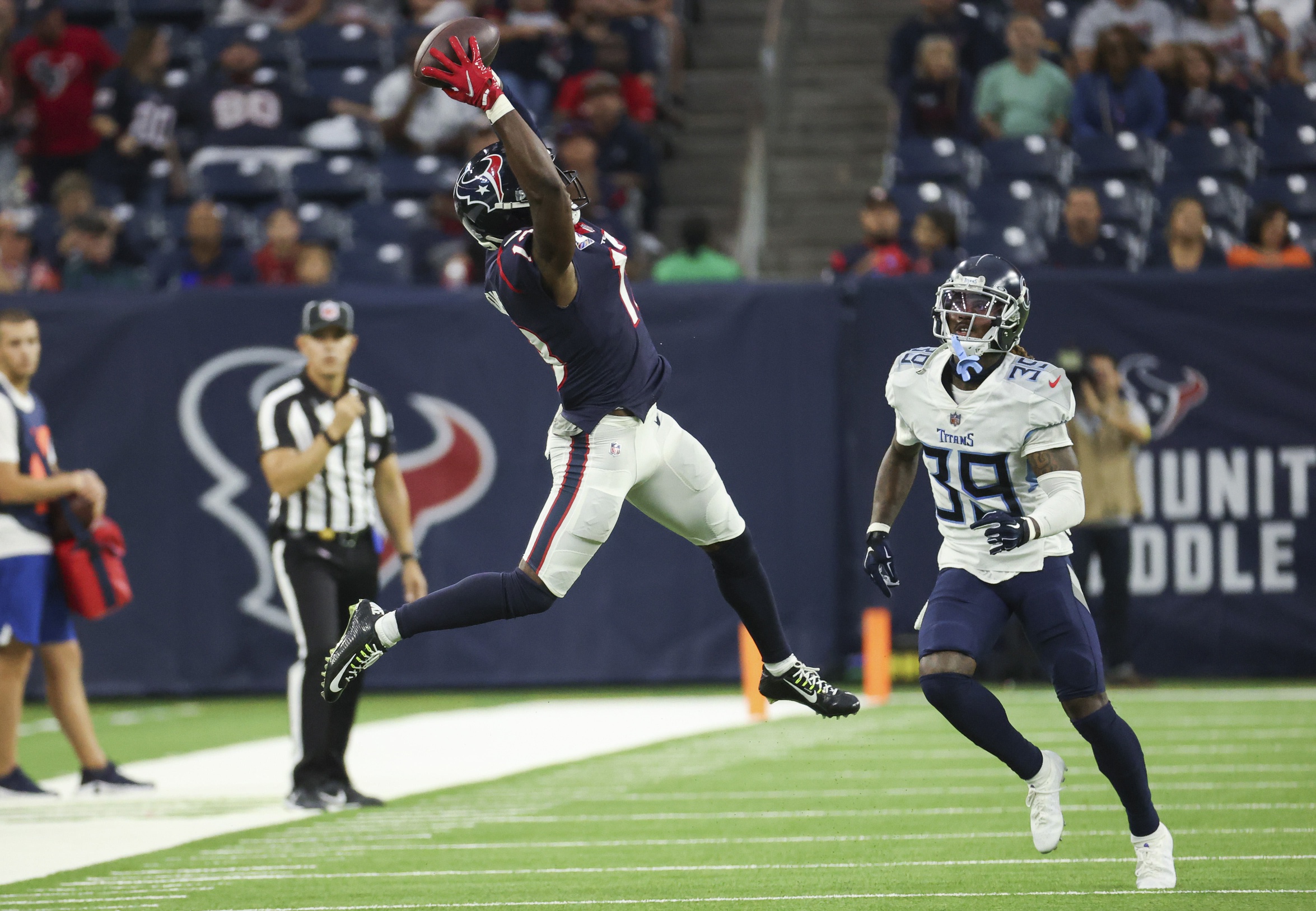 Dallas Cowboys wide receiver Michael Gallup (13) runs a pass route