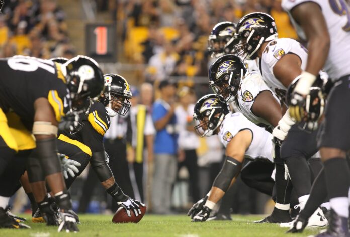 The Pittsburgh Steelers offense at the line of scrimmage against the Baltimore Ravens defense during the second quarter at Heinz Field.