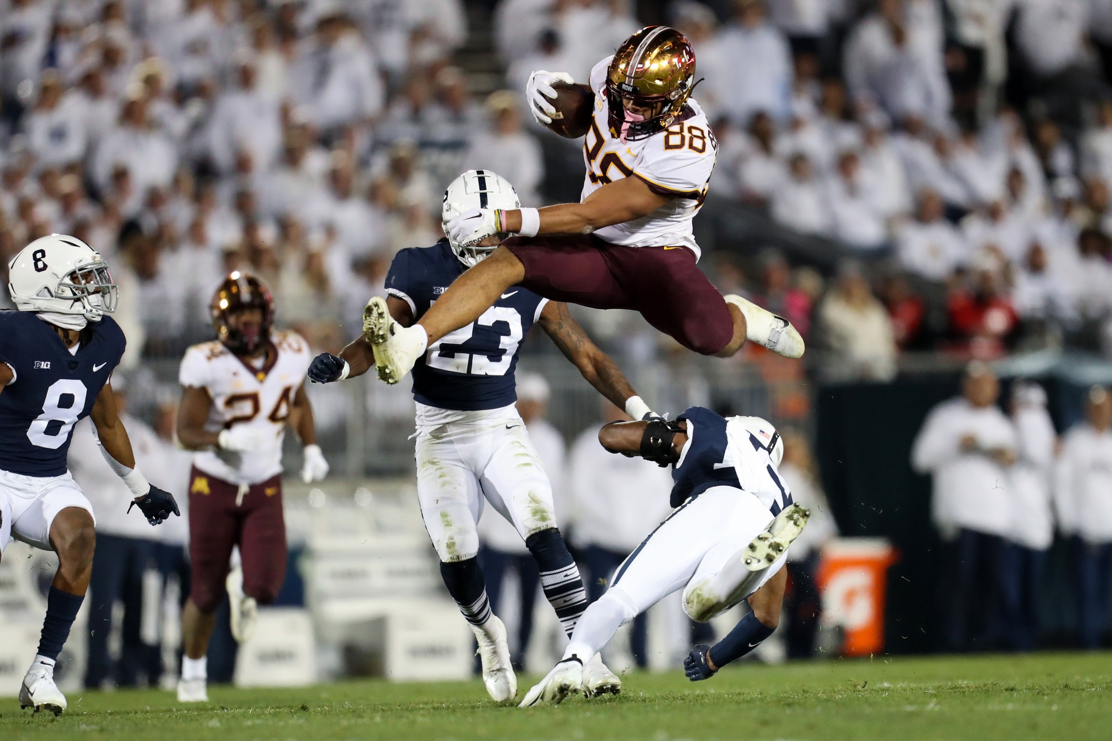 Daniel Jackson's stunning catch makes impression on Gophers, an NFL hall of  famer and back home in Kansas – Twin Cities