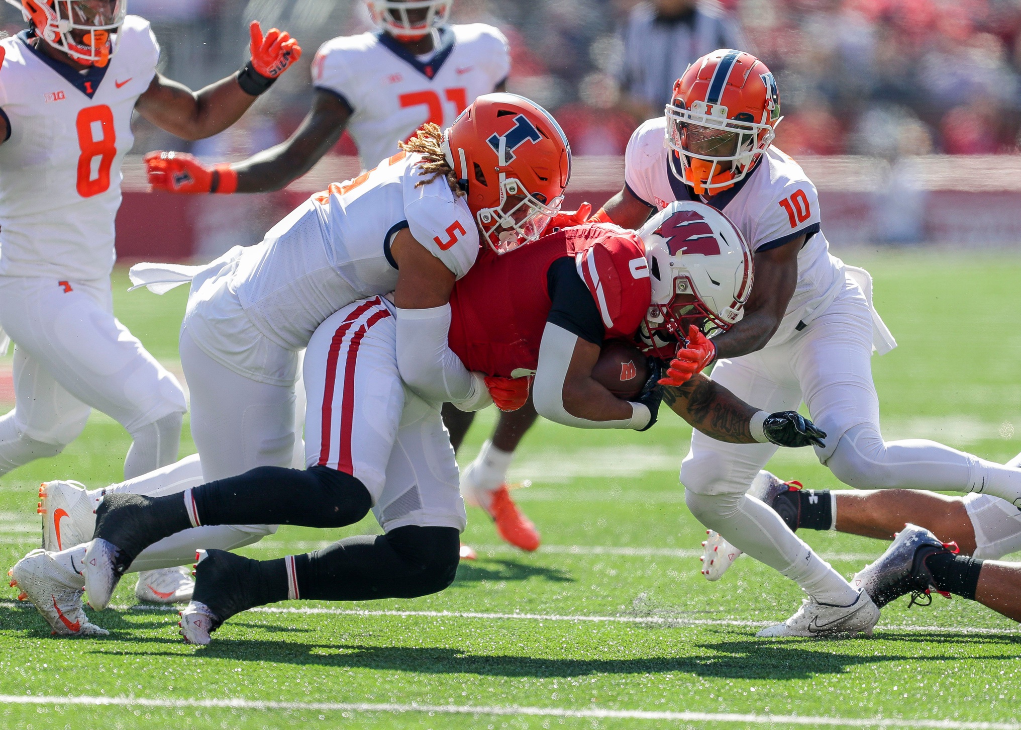 Chase Brown Continues Impressive Weekend for Illini at the NFL Combine -  University of Illinois Athletics