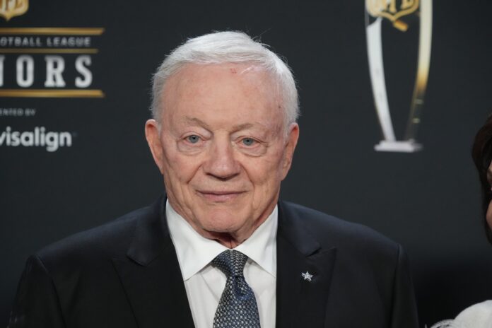 Cowboys Owner Jerry Jones Sends Message to Rivals Following $6,050,000,000 Sale