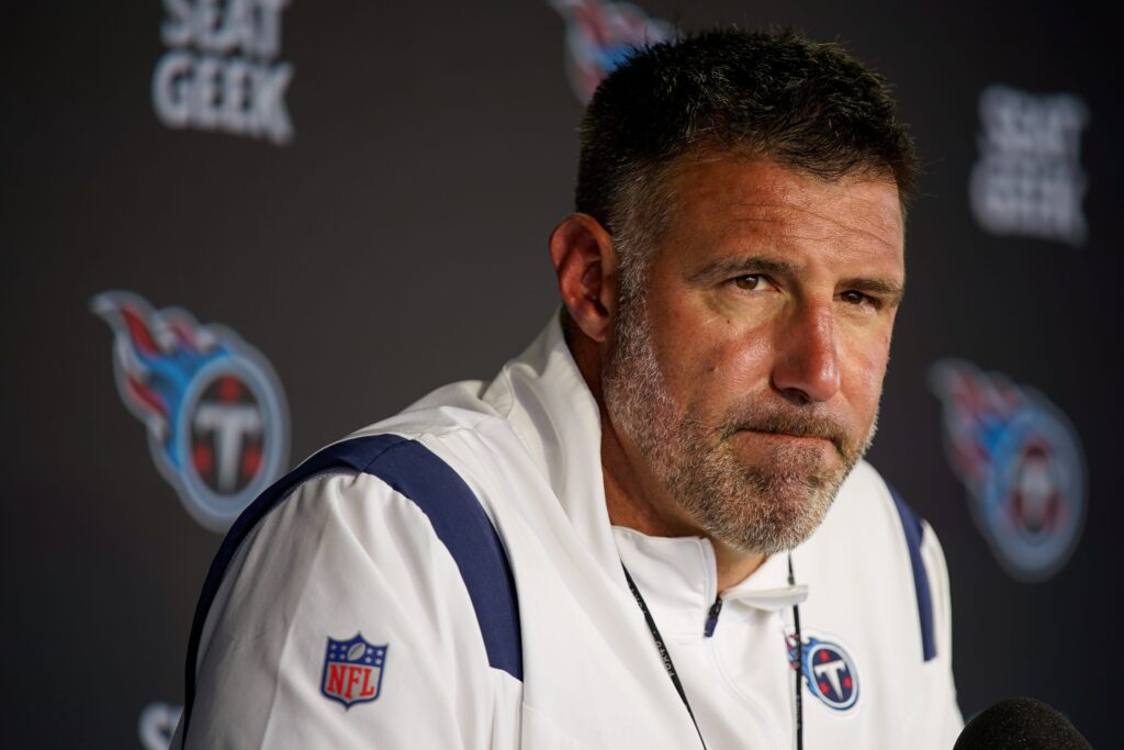 Fact Check: Are Will Compton and Mike Vrabel Going To Fight