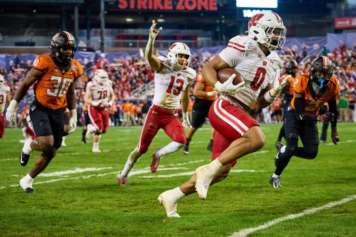Wisconsin Football: Top 3 Badger prospects from 2021 NFL Draft