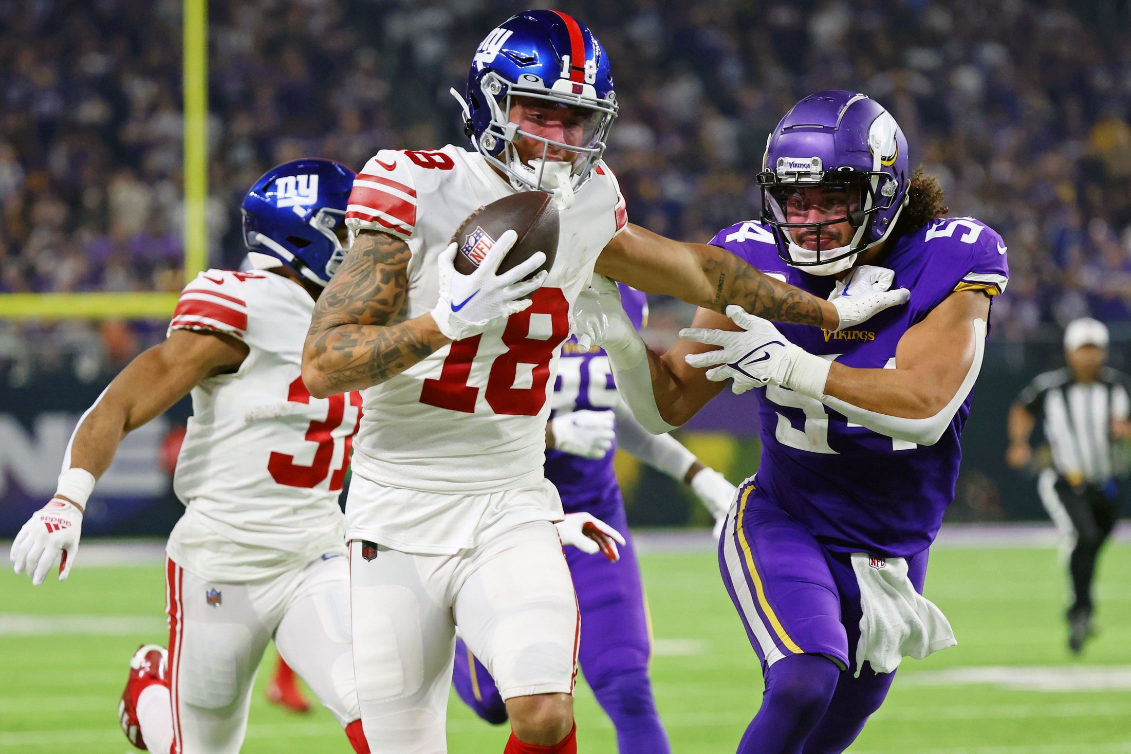 Giants Now: Media lauds Isaiah Hodgins, Darius Slayton