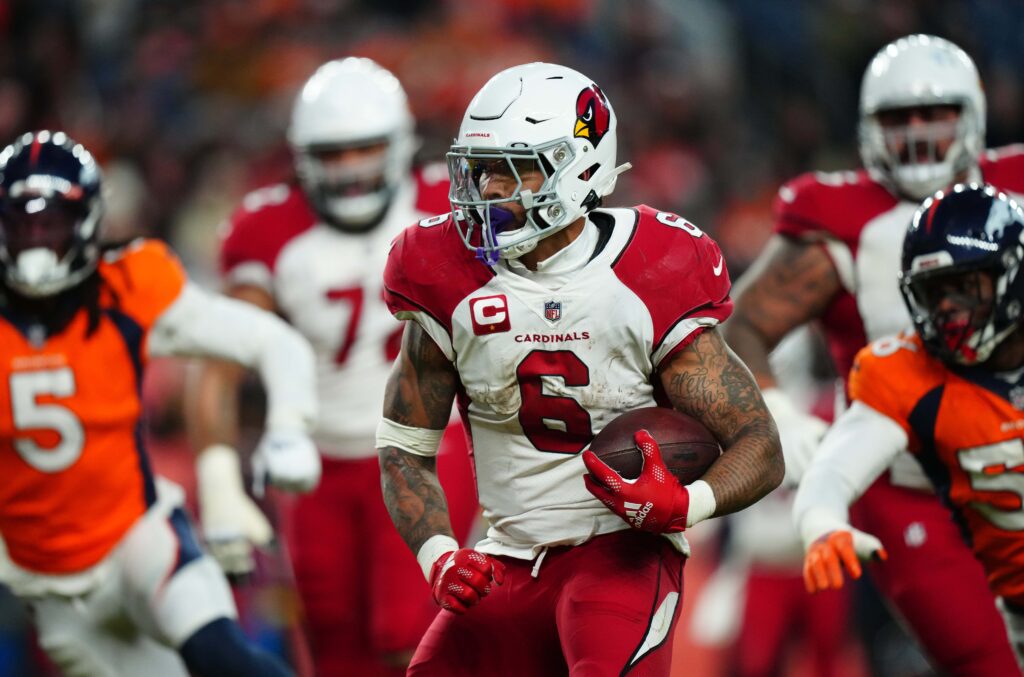 James Conner free agency rumors: Fantasy football impact of Cardinals  re-signing RB - DraftKings Network