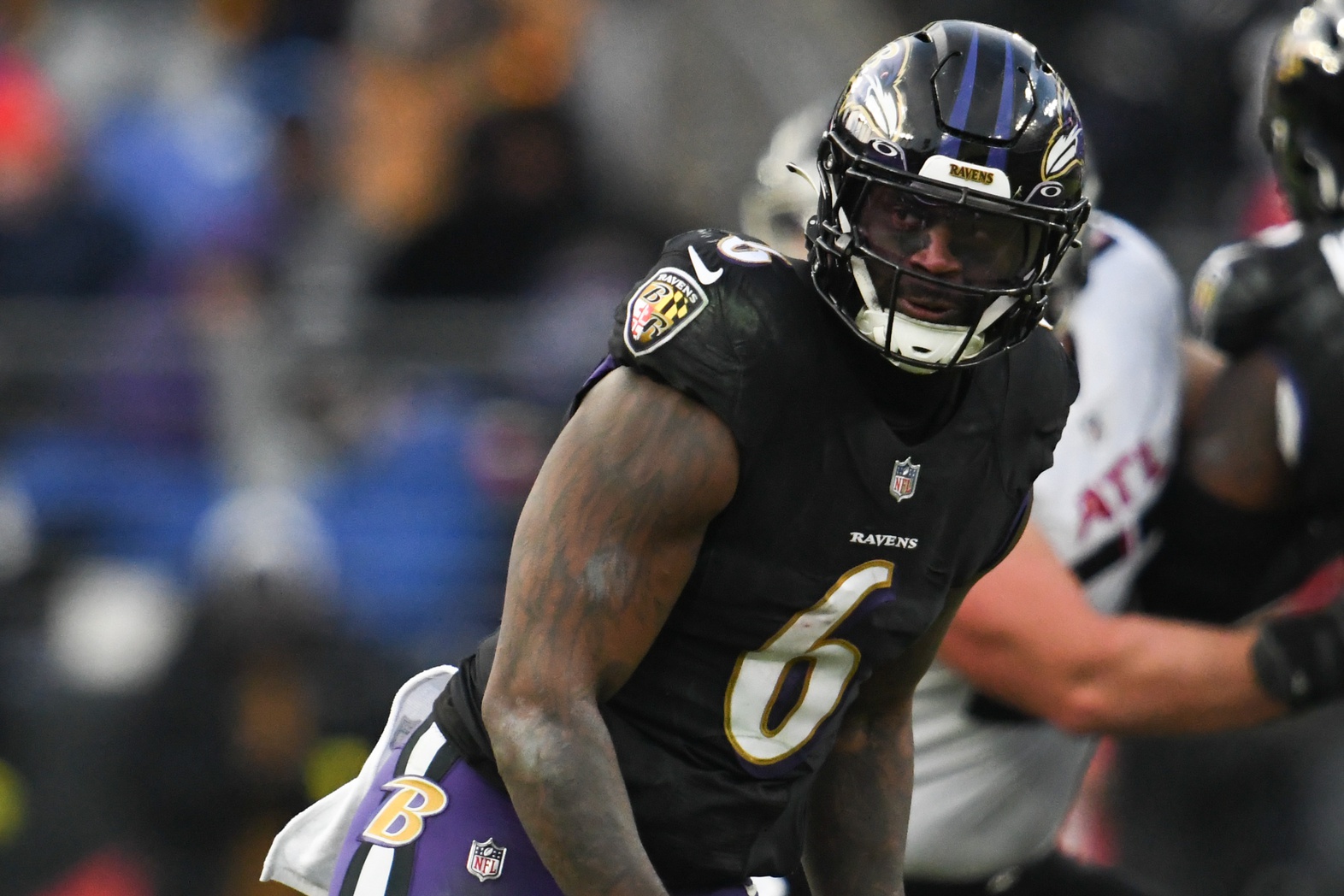 Can rookie Patrick Queen uphold the Ravens' legacy at linebacker? Ray Lewis  thinks so.