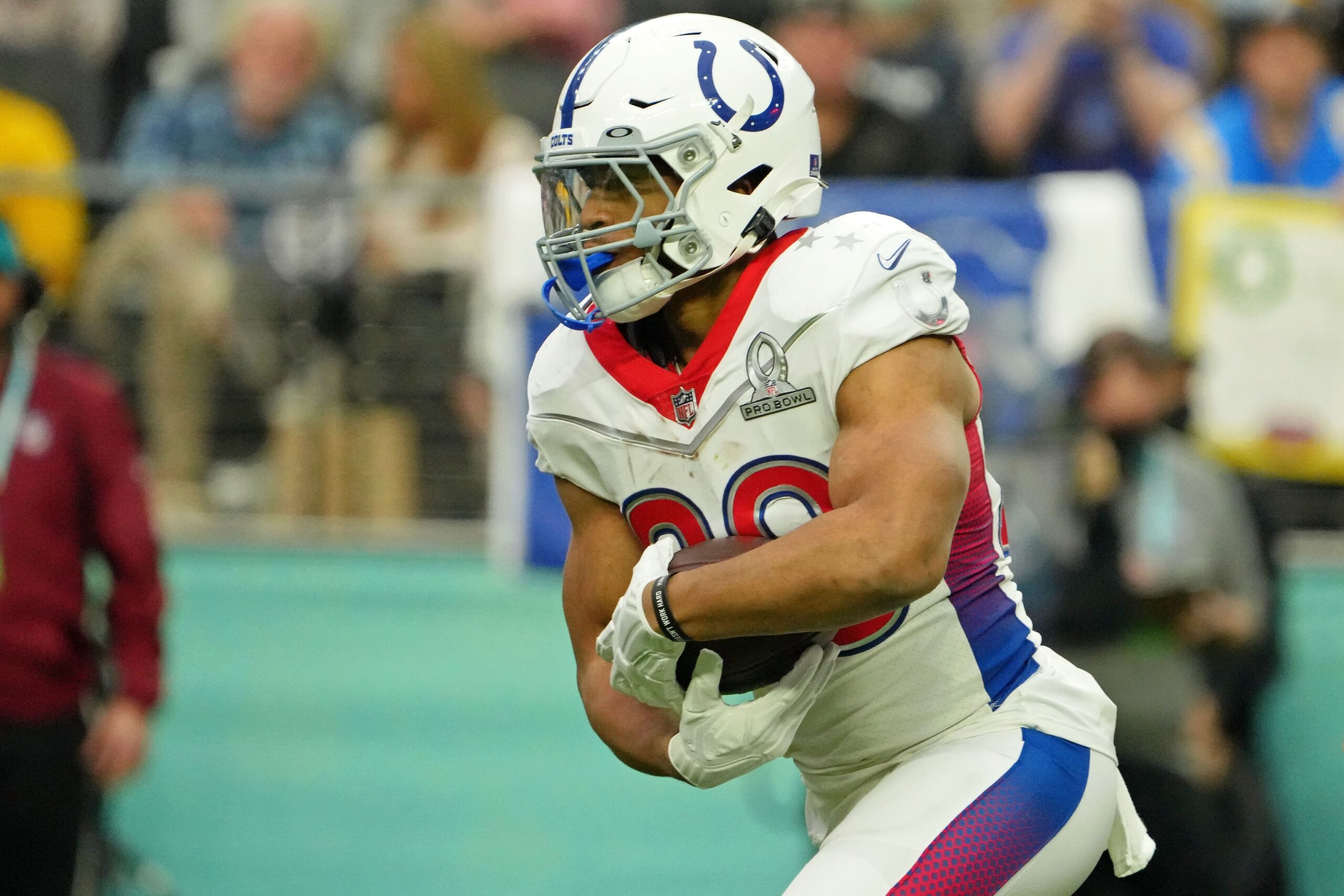 Evan Hull fantasy advice: Start or sit the Colts RB in Week 1 fantasy  football leagues - DraftKings Network