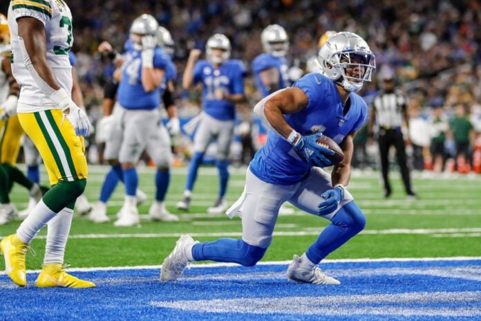 top 10 players to draft in fantasy football