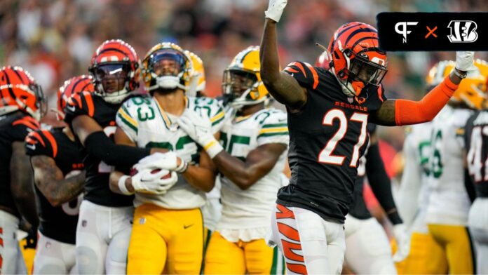 Cincinnati Bengals safety Jordan Battle (27) celebrates after a play against the Green Bay Packers.