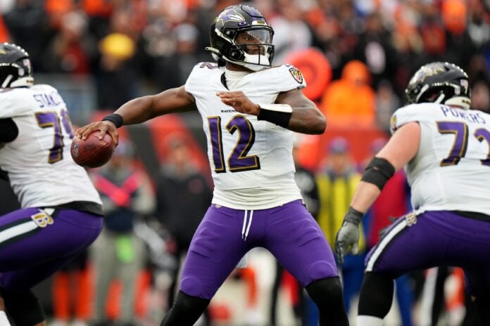 Huntley's fumble ends Ravens' season with Jackson back home - WTOP News