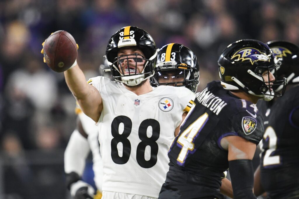 Fantasy Football Regression Candidates TEs Include Kittle, Pat Freiermuth, and Hunter Henry