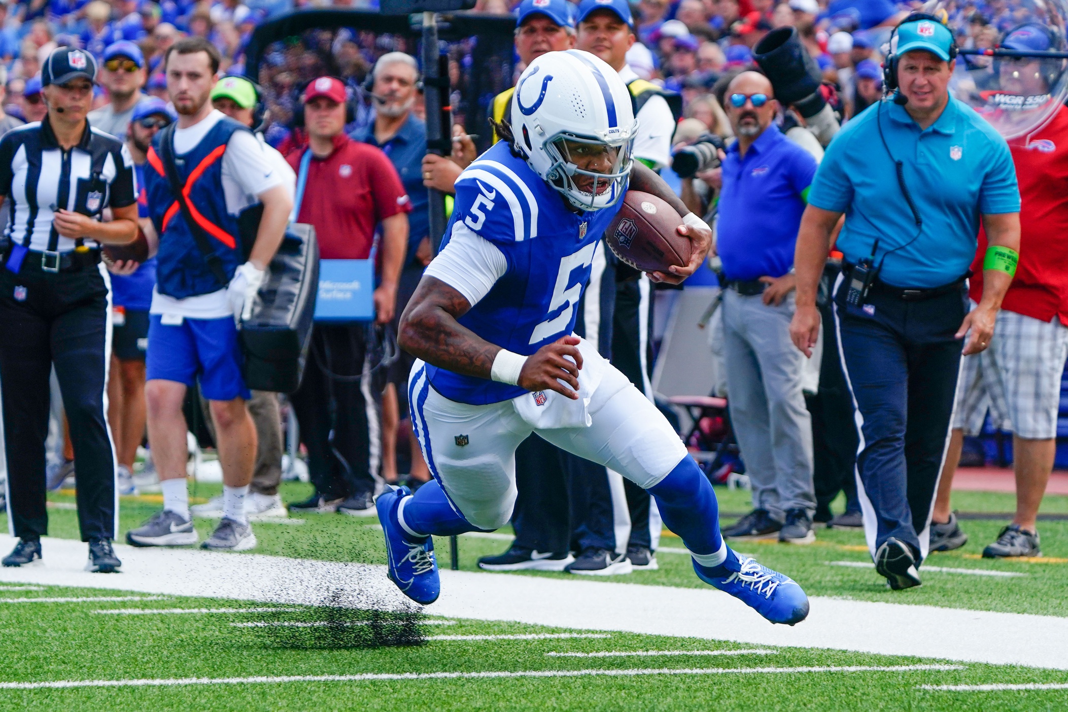 Anthony Richardson of the Indianapolis Colts celebrates during an