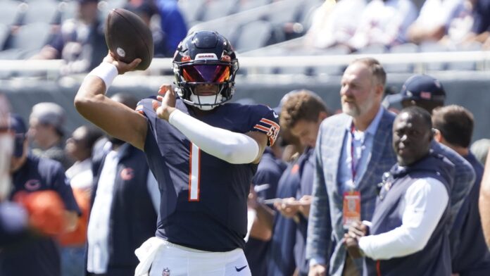 Justin Fields Will Show Off and Go Off This Year!' -- Strong Reactions Come  for Bears QB After Preseason Outing