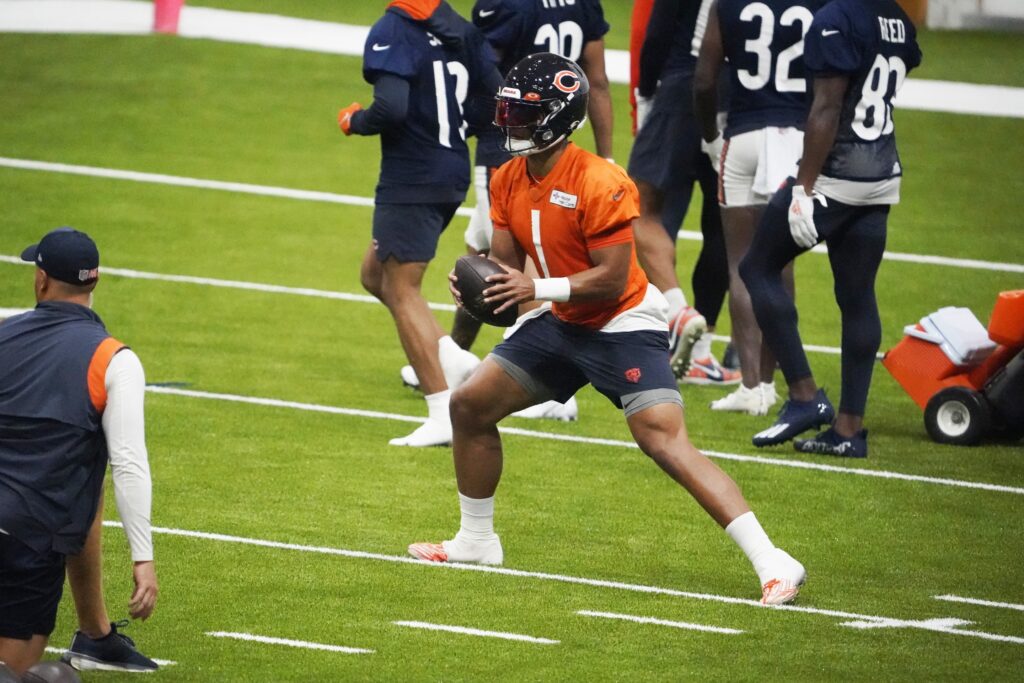 Bears: Justin Fields gives Luke G  some on-camera love