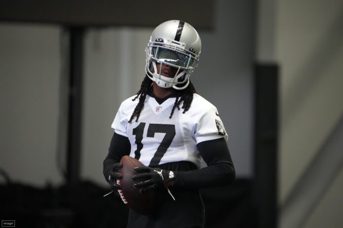 Davante Adams injury update: Raiders WR dealing with leg injury