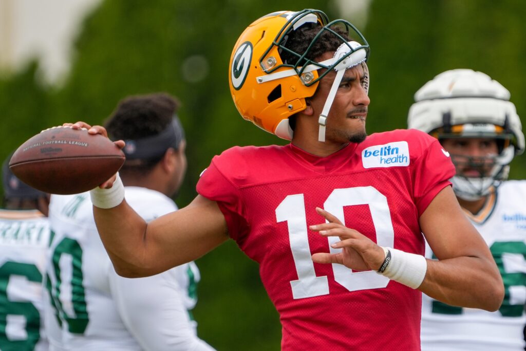 Jordan Love is the Packers' starting QB. Here's why he's playing