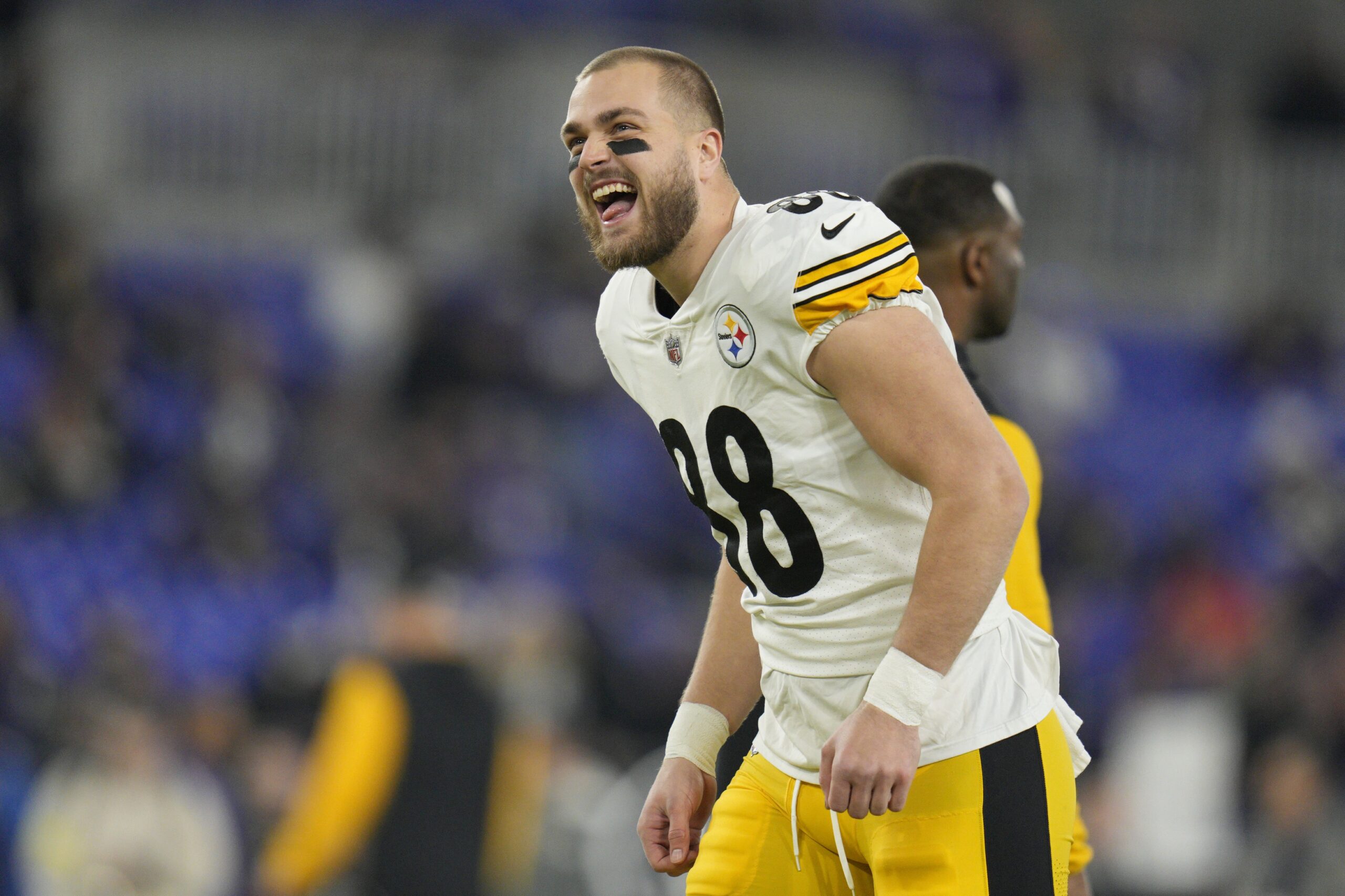 Pat Freiermuth fantasy football projections: Rankings, predictions for  Steelers TE in 2022 - DraftKings Network