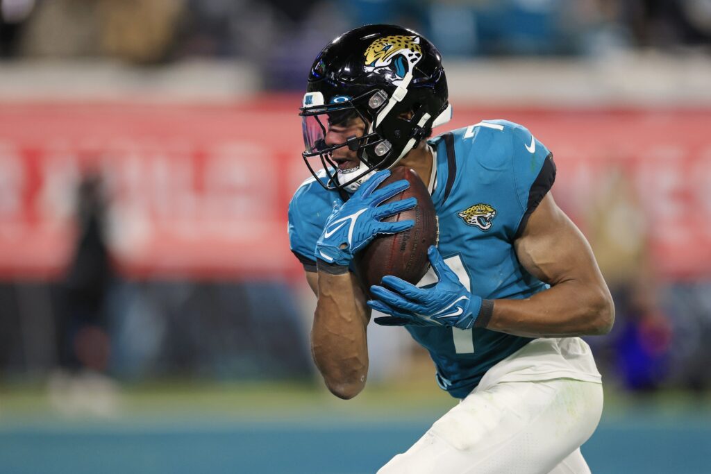 Jaguars WR Zay Jones continues to shine, Pittsburgh Steelers up next