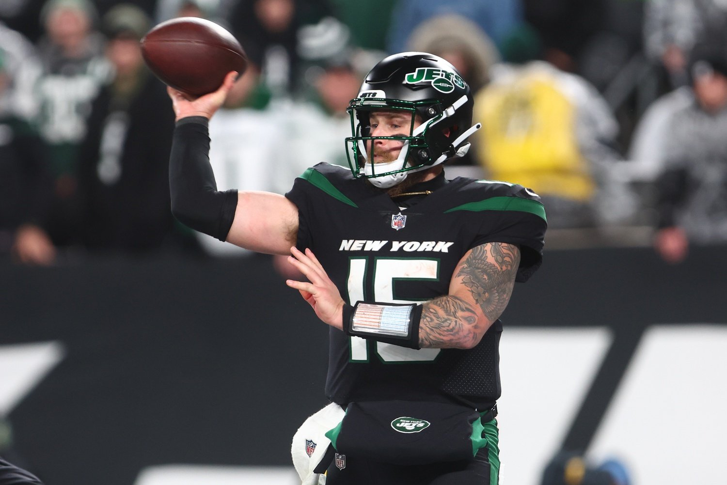 NY Jets activate QB Chris Streveler to back up Zach Wilson