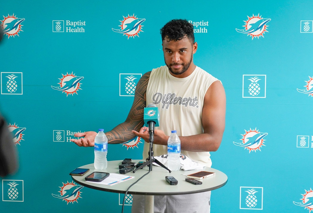 Dolphins' Tua working through training camp offensive lull