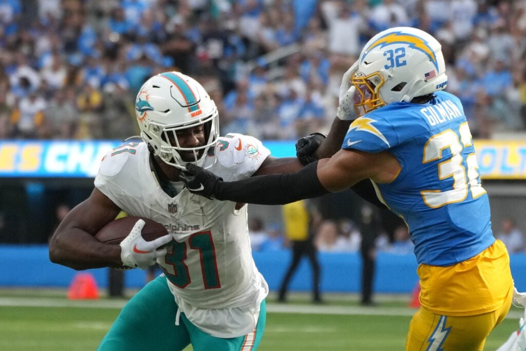 Miami Dolphins training camp: Fun RB battle looming after Raheem Mostert is  'CLEARED'