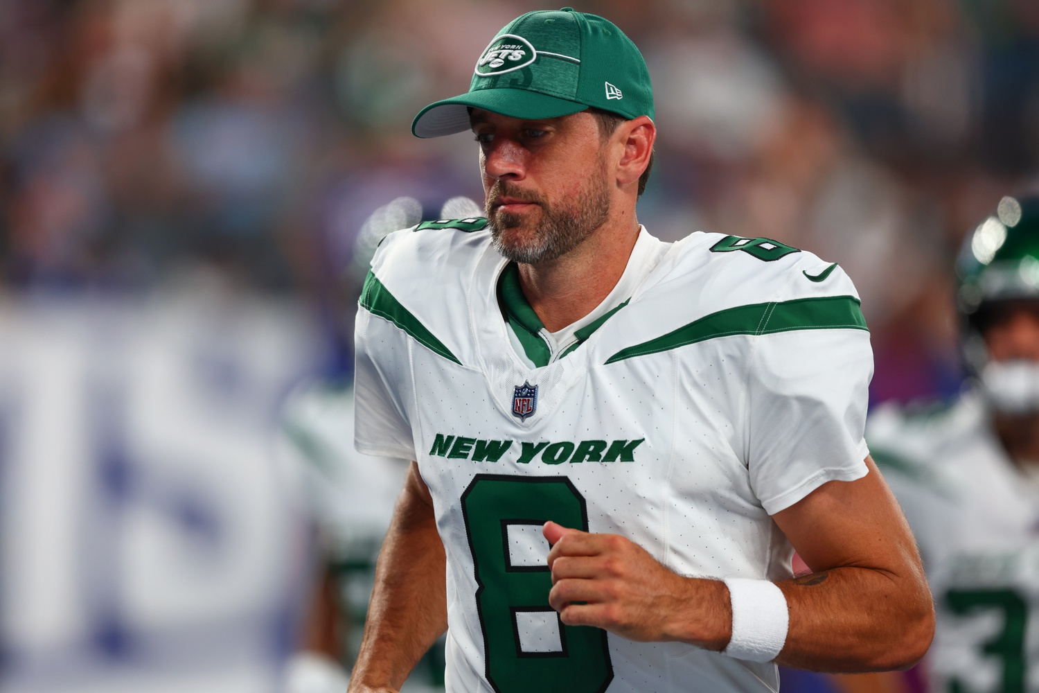 Aaron Rodgers Doing 4-Day 'Darkness Retreat' Before Deciding NFL