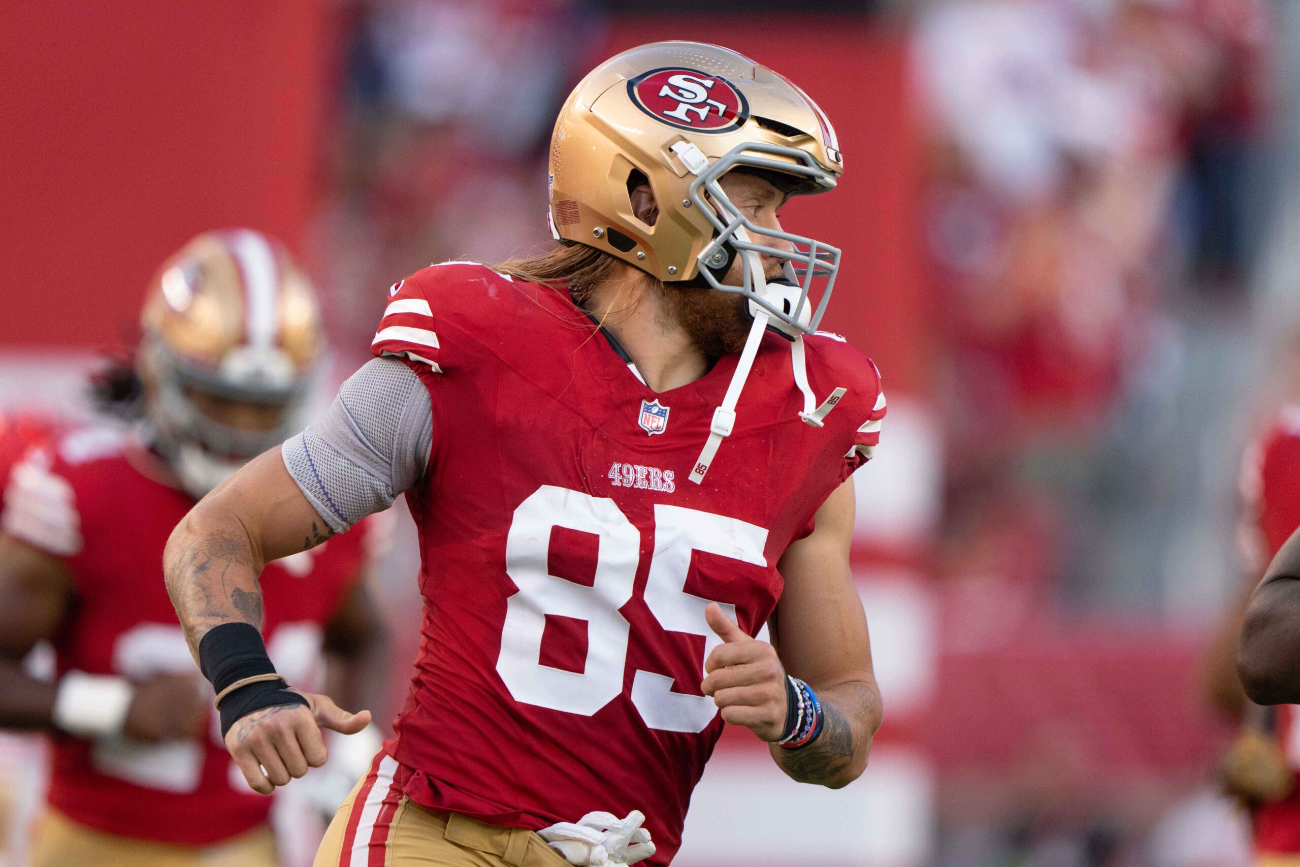 100+] George Kittle Wallpapers