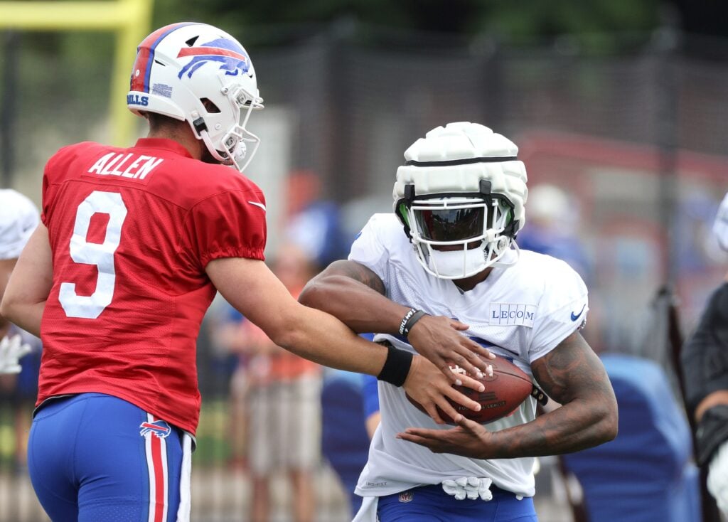 PFF: Damien Harris, not James Cook, is Bills' top running back