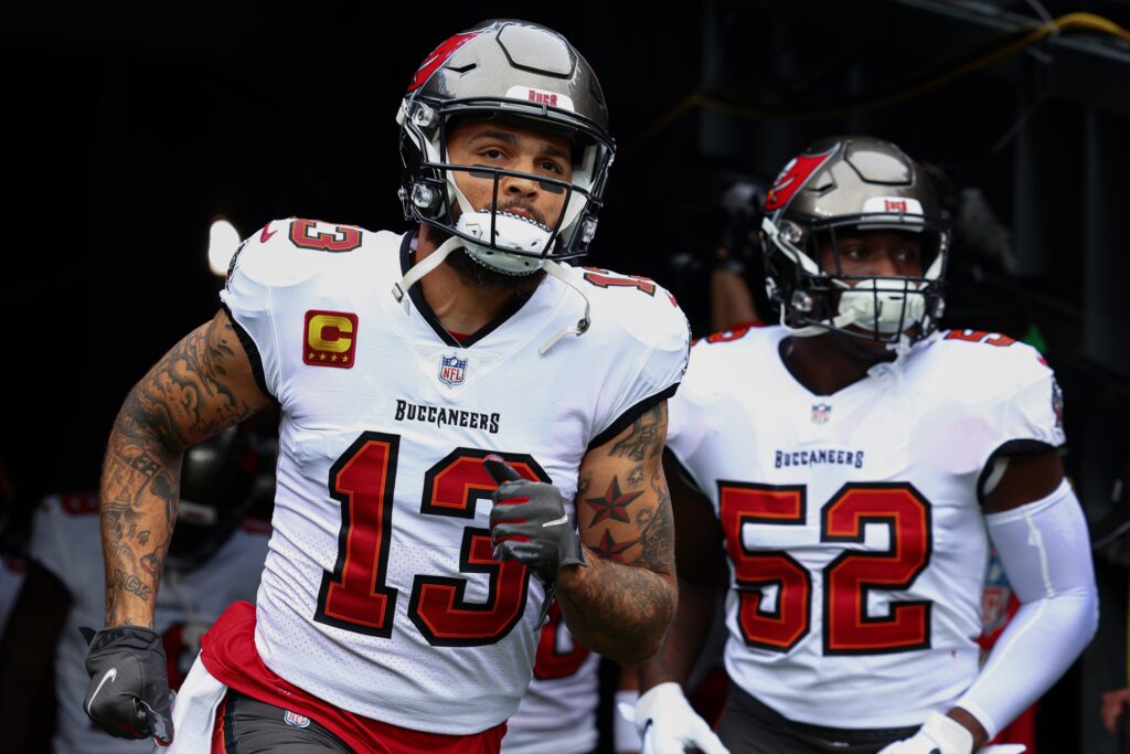 Jets Rumors: Mike Evans Trade Package Costs Pick & Player