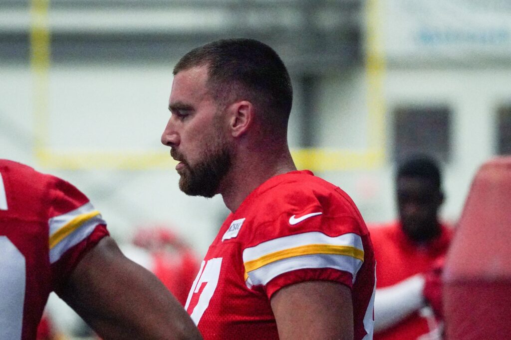 How Travis Kelce's Injury Impacts Kansas City Chiefs vs Lions, NFL Picks &  Props