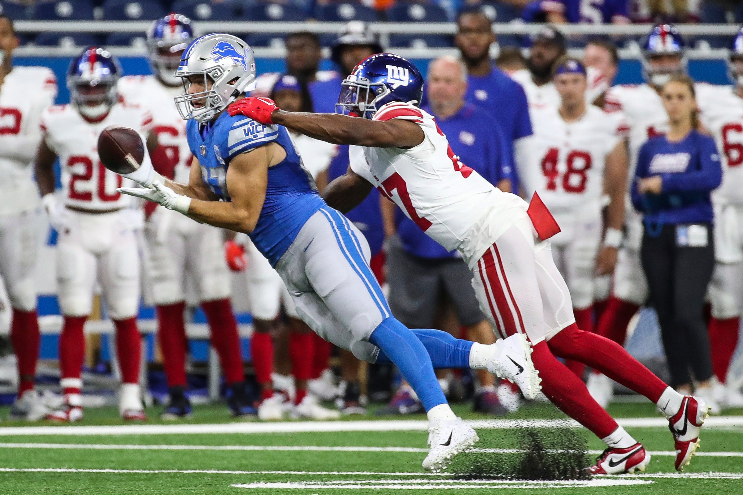 New York Giants cornerback Jason Pinnock (27) defends during an