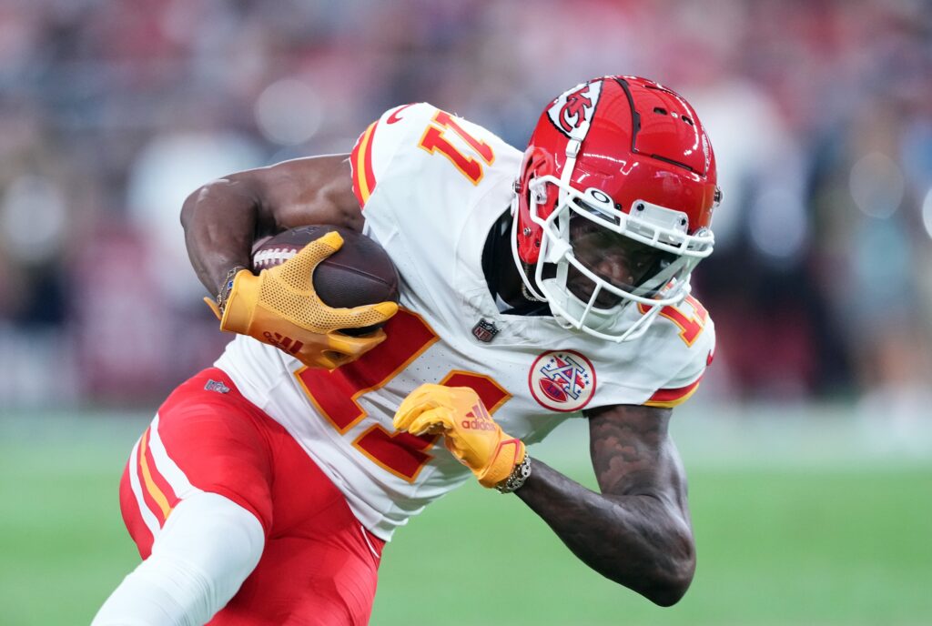 Chiefs vs Raiders Player Props: Expert Bet on Jerick McKinnon Receptions