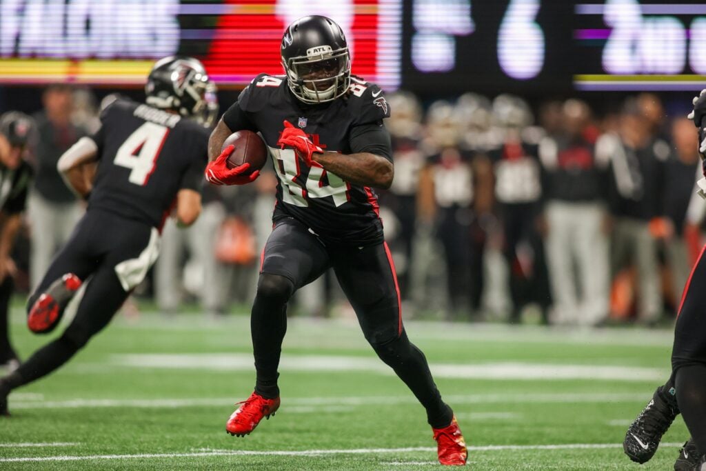 Falcons put Patterson on IR, seek new starting running back South