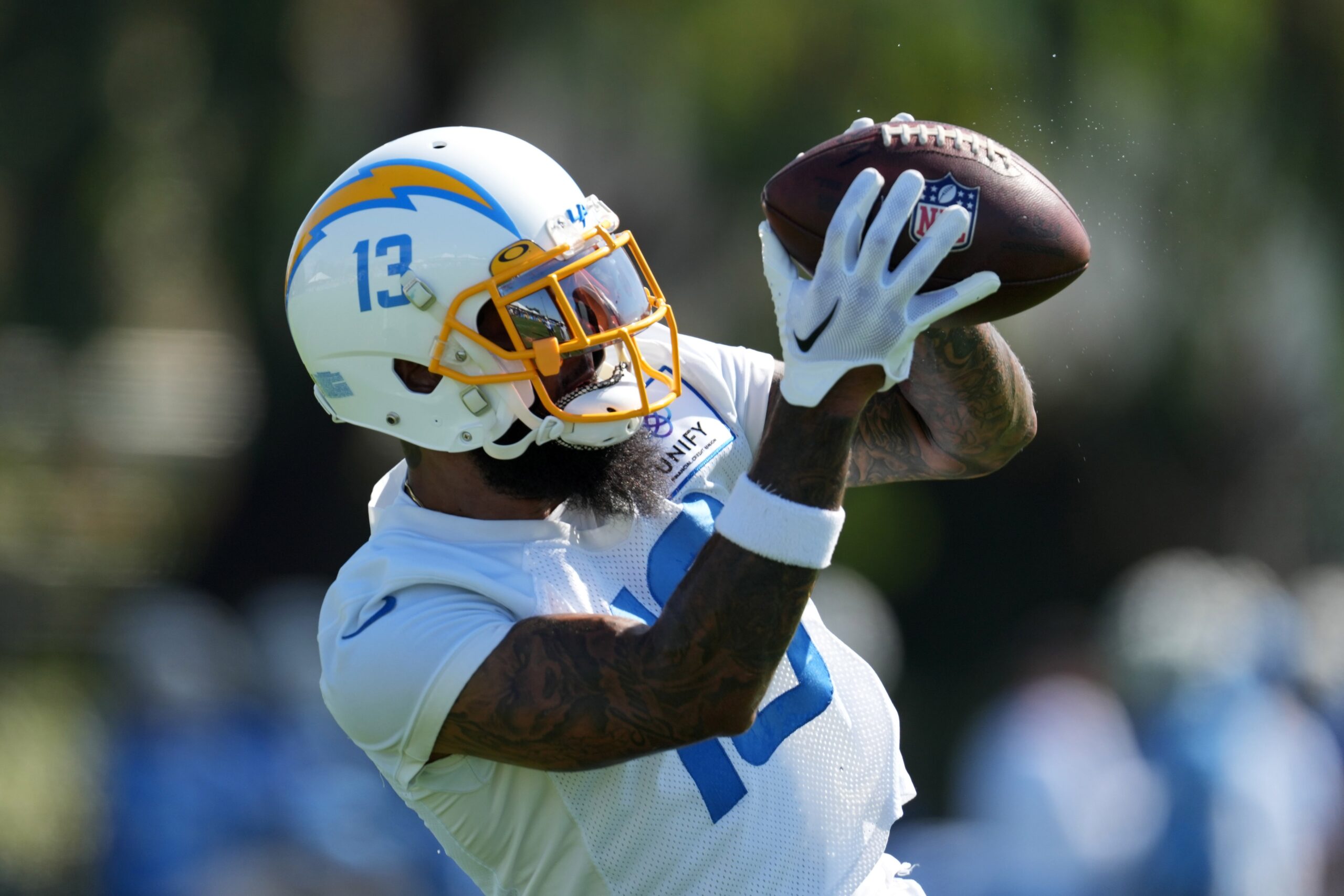 100+] Keenan Allen Wallpapers