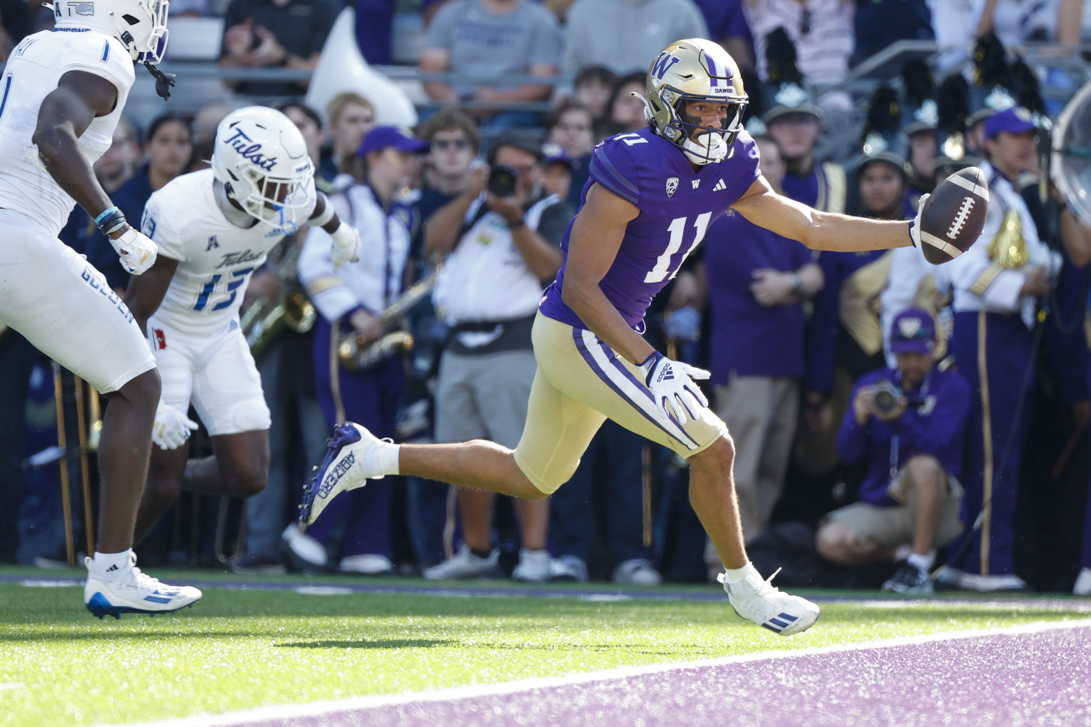 Washington Huskies Football Tickets - 2023-2024 Washington Games