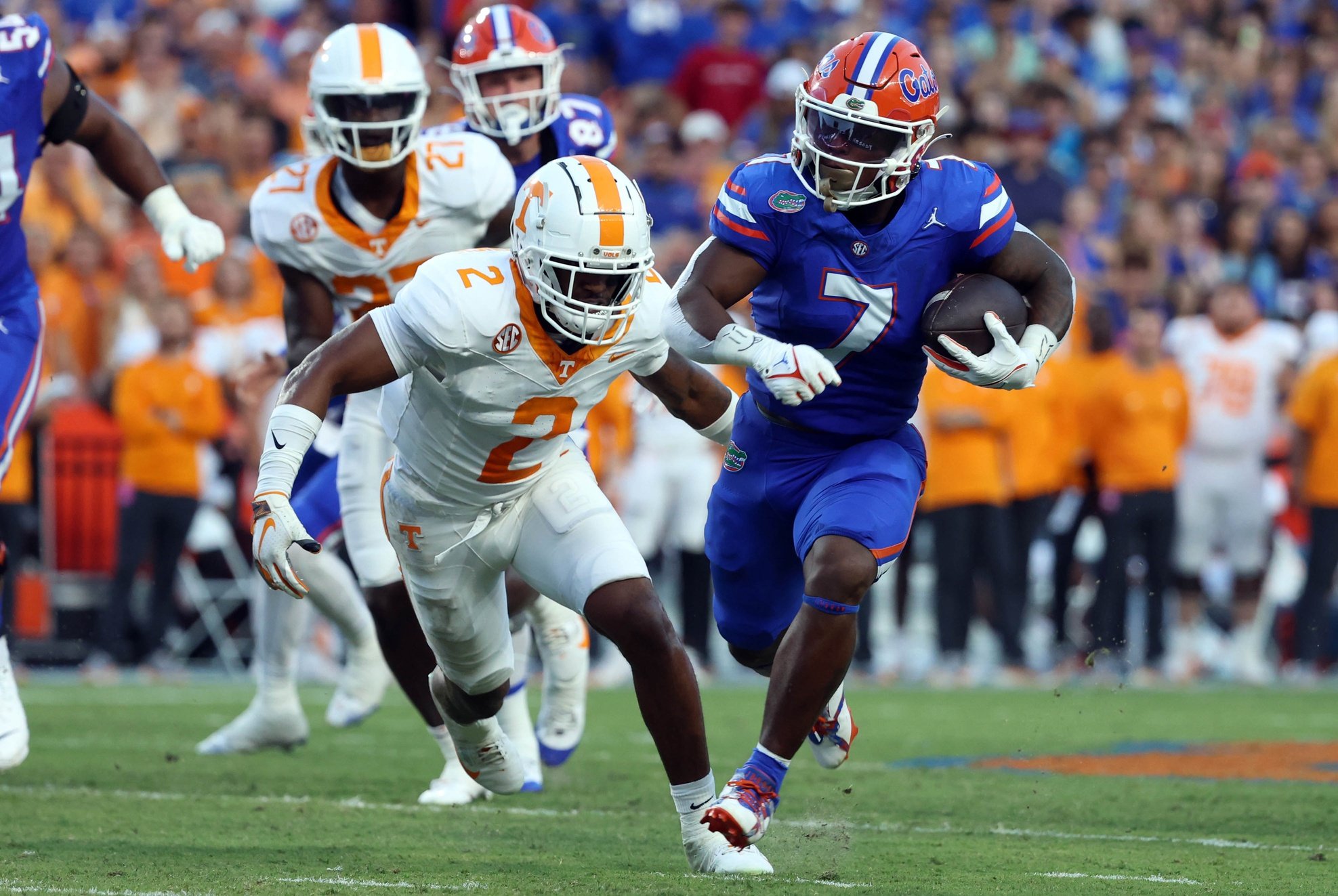 Photos  Jaguars QB Trevor Lawrence and RB Travis Etienne Jr. in Uniform