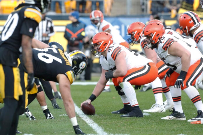 cleveland browns versus pittsburgh steelers game