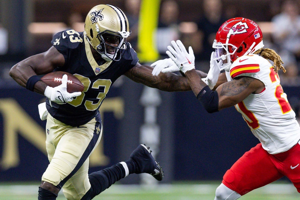 New Orleans Saints tight end Juwan Johnson (83) is tackled by San