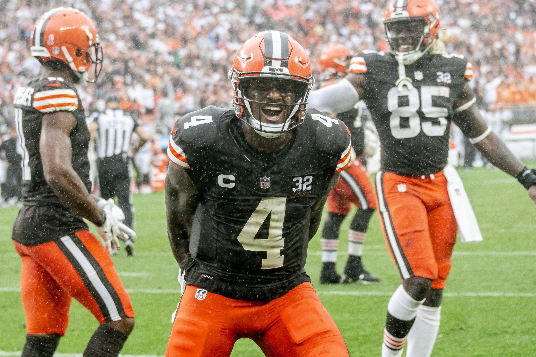 Deshaun Watson (4) celebrates after scoring a two point conversion during the second half against the Cincinnati Bengals at Cleveland Browns Stadium.