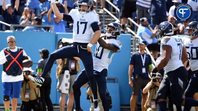 Tennessee Titans QB Ryan Tannehill and WR DeAndre Hopkins celebrate after TD.