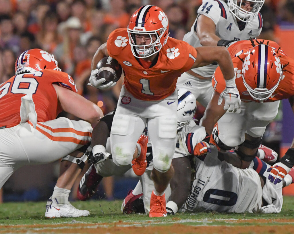 RB Will Shipley details the Tigers new approach on offense ahead of 2022  season