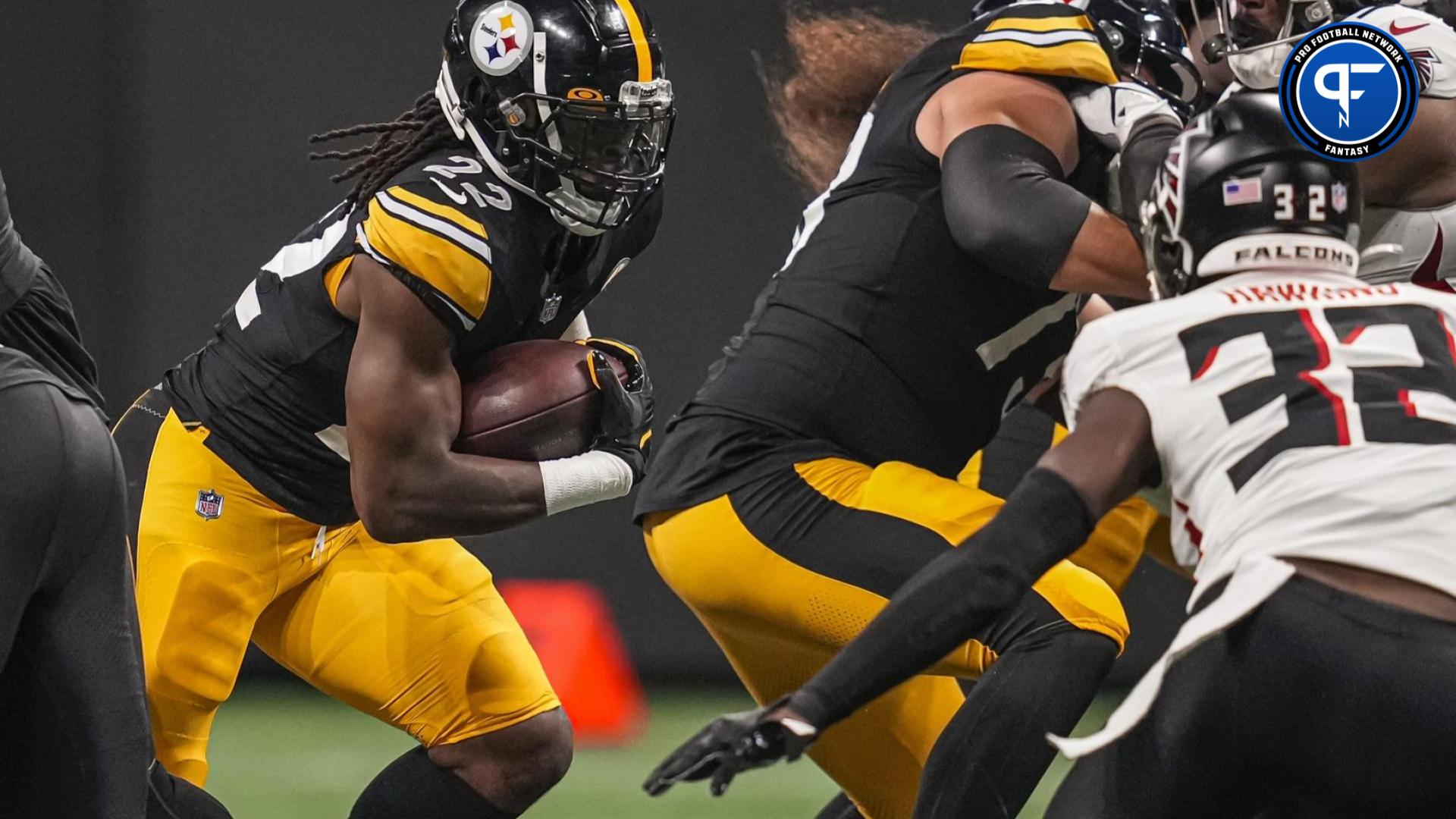 Najee Harris of the Pittsburgh Steelers looks on during the first